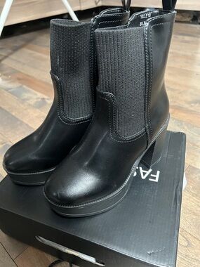 Fashion Nova Black Platform Chelsea Booties